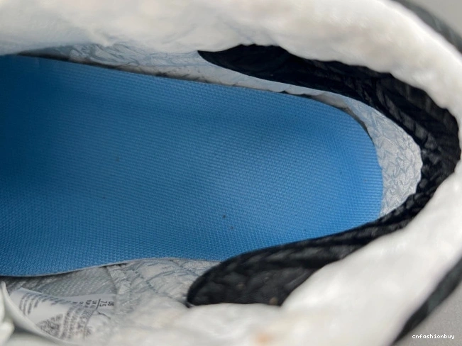 UNC 23 318376-041 Jordan 0720